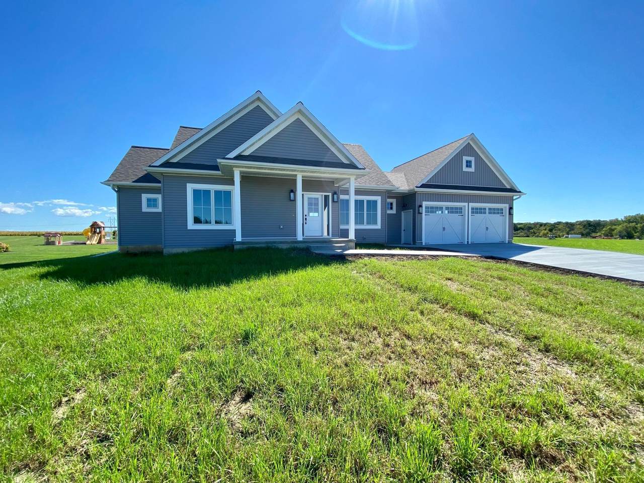 840 3rd Avenue - Photo 1