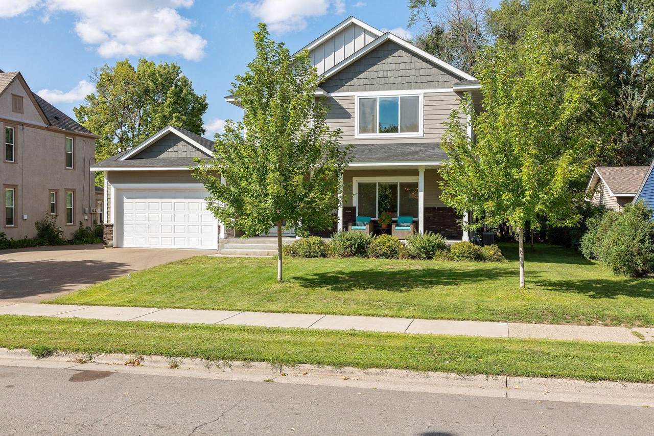 213 20th Avenue - Photo 1