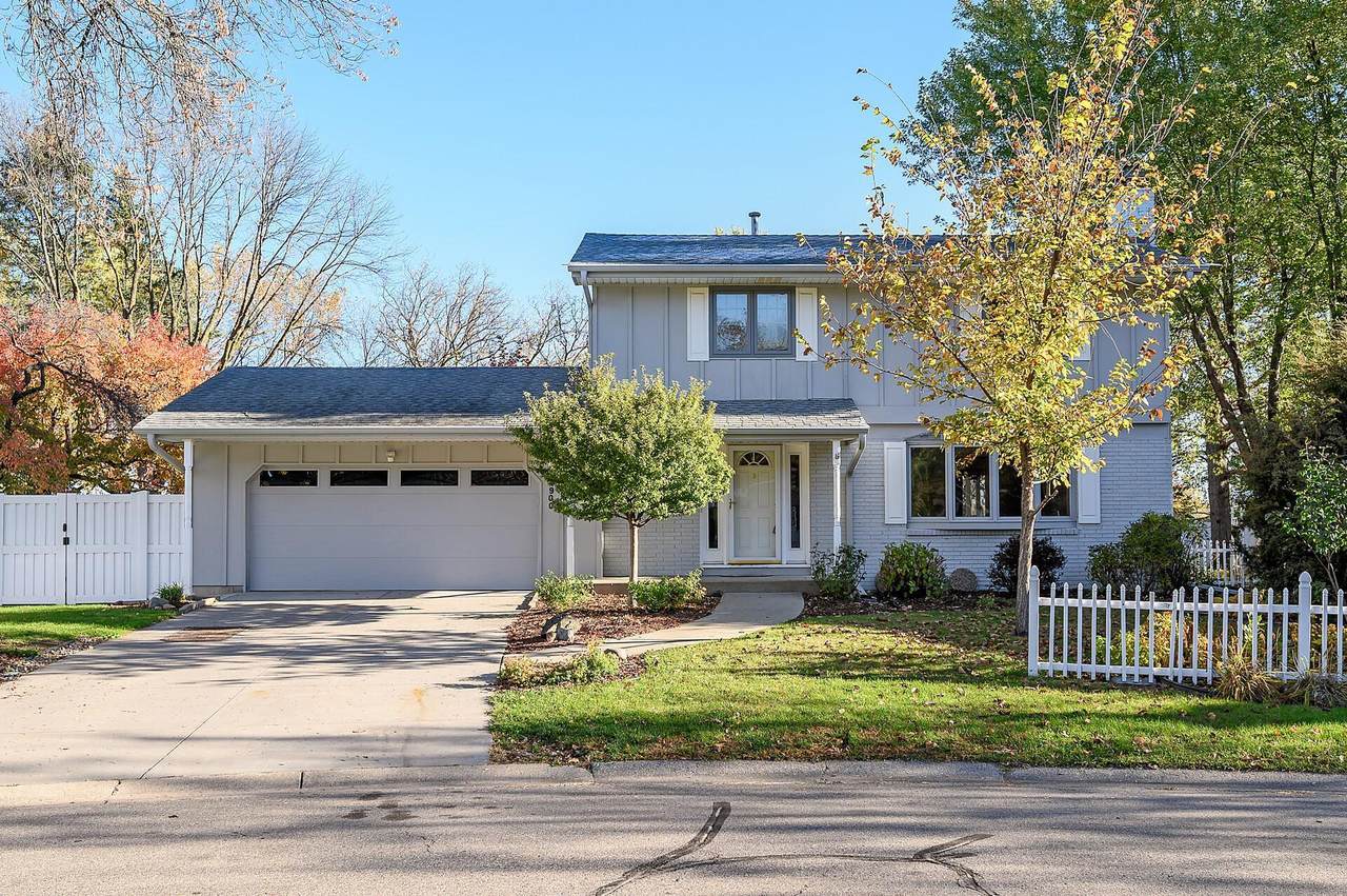 3900 Orleans Lane - Photo 1