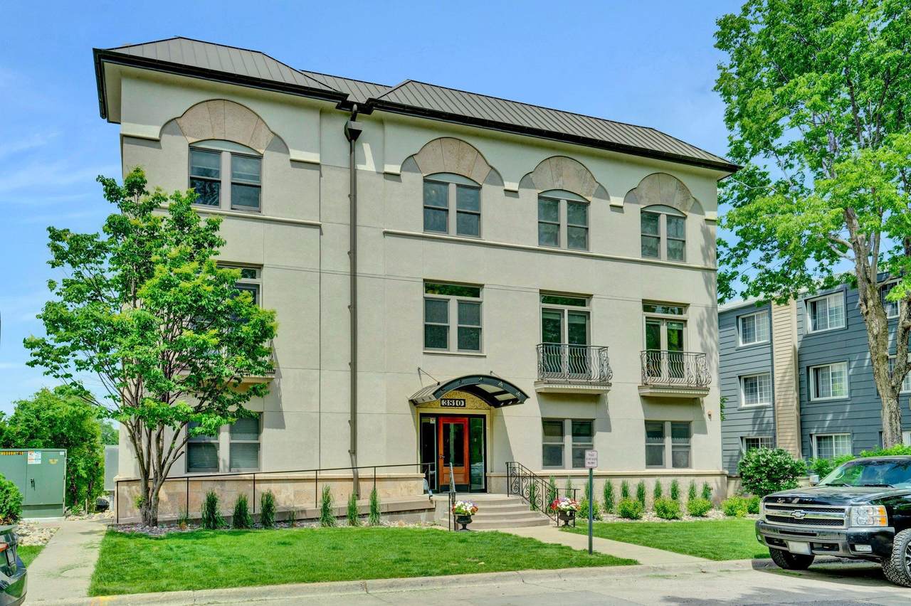 3810 31st Street - Photo 1