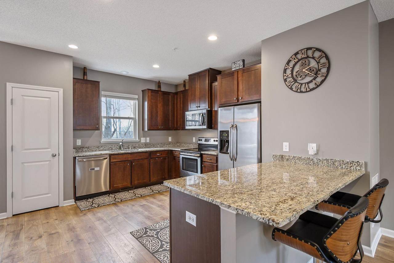 17548 96th Place - Photo 1