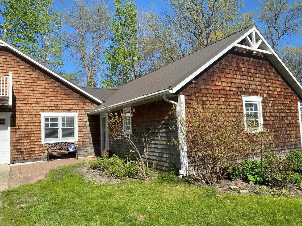 2569 Long Lake Road - Photo 1