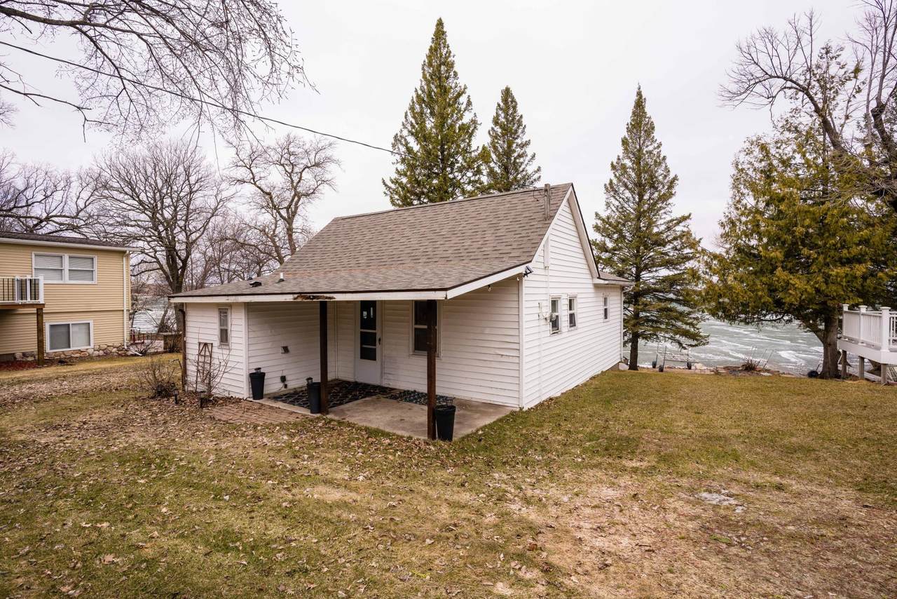 27247 368th Avenue - Photo 1
