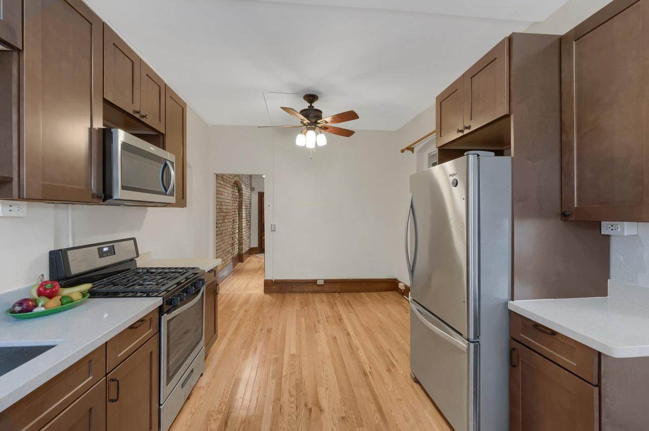 607 9th Street - Photo 1