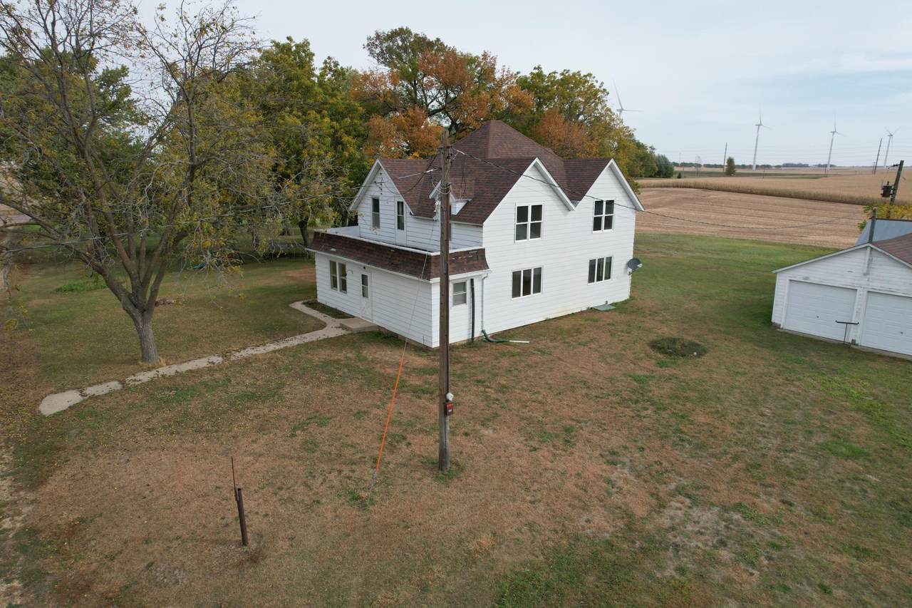 171 200th Street - Photo 1