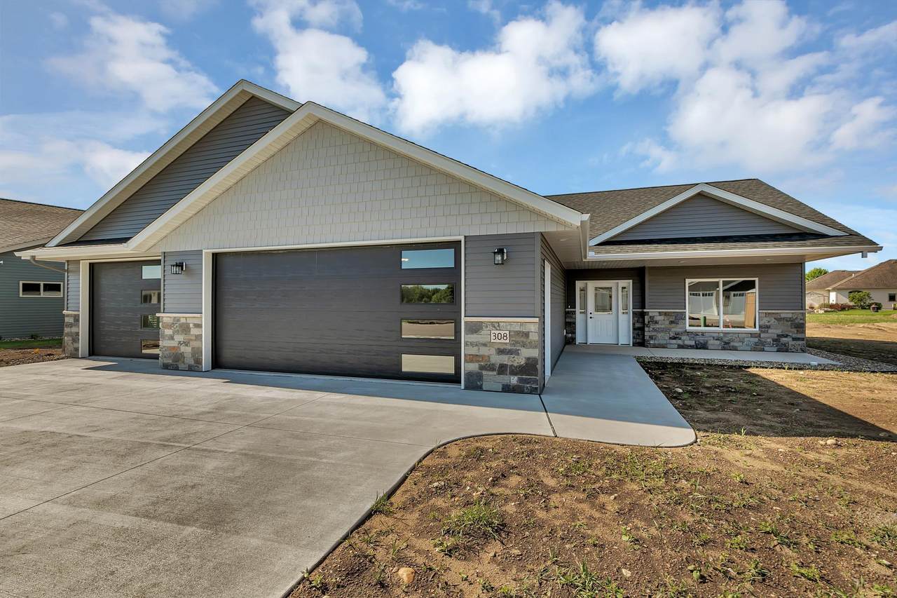 308 15th Street - Photo 1