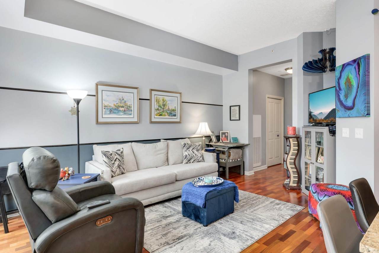 500 Grant Street - Photo 1