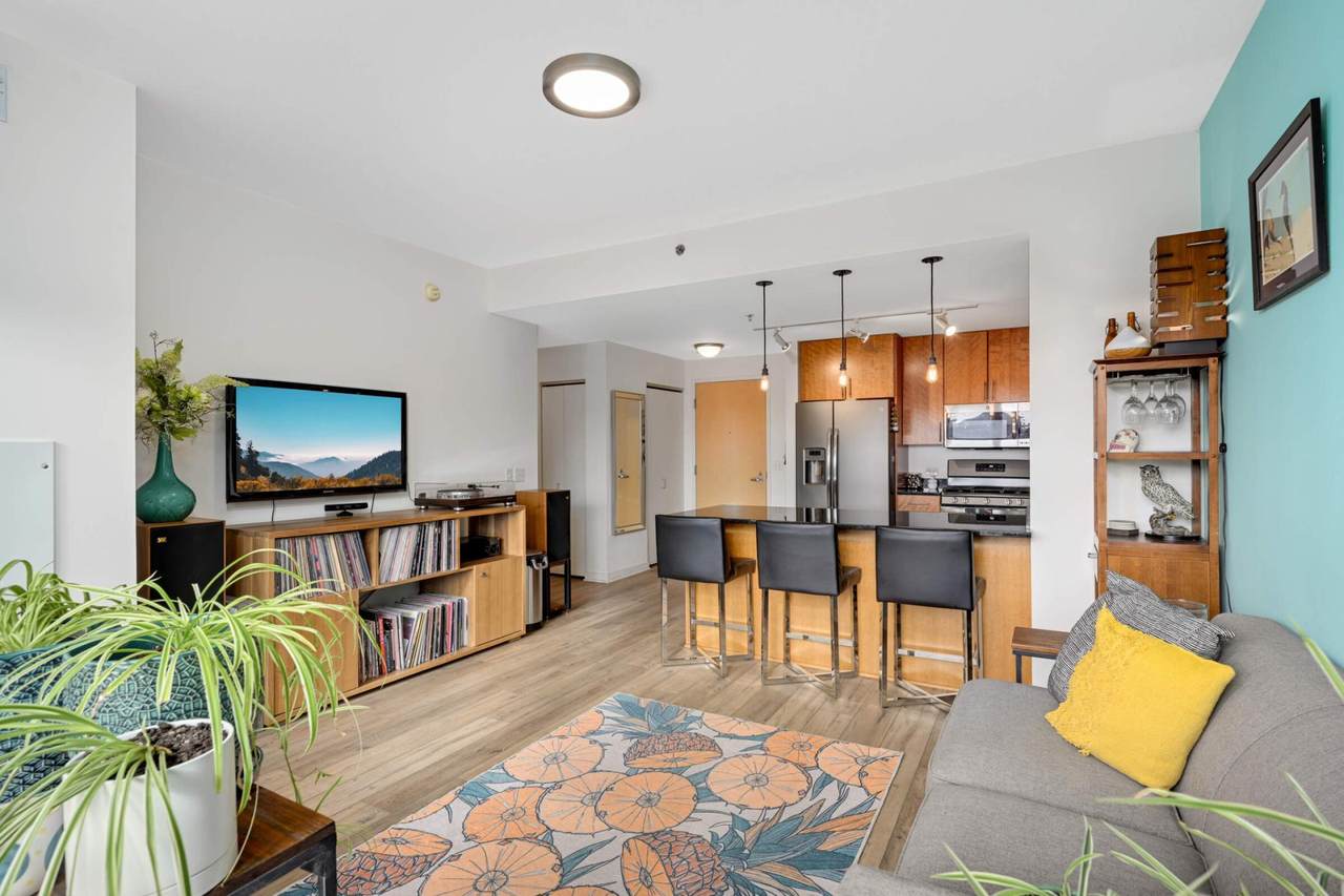 929 Portland Avenue - Photo 1