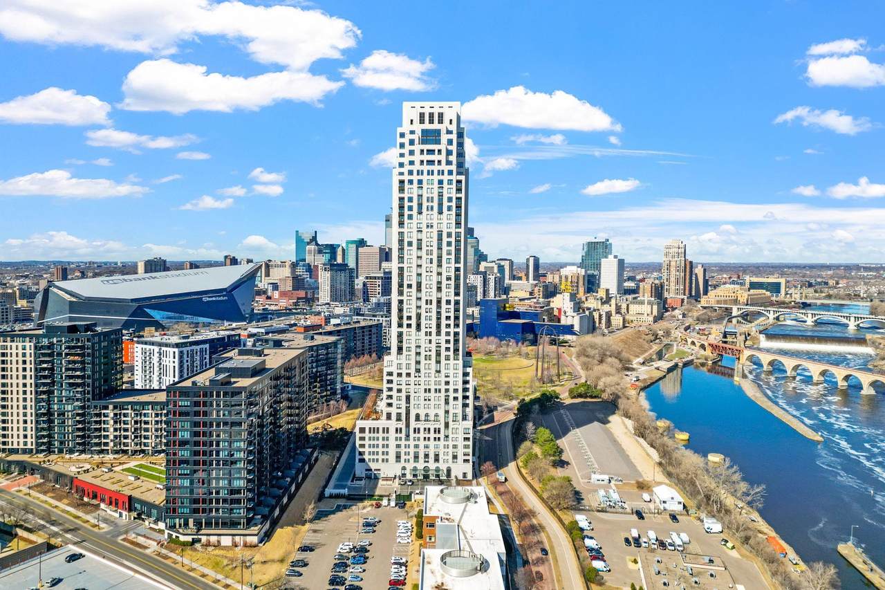 1111 River Parkway - Photo 1