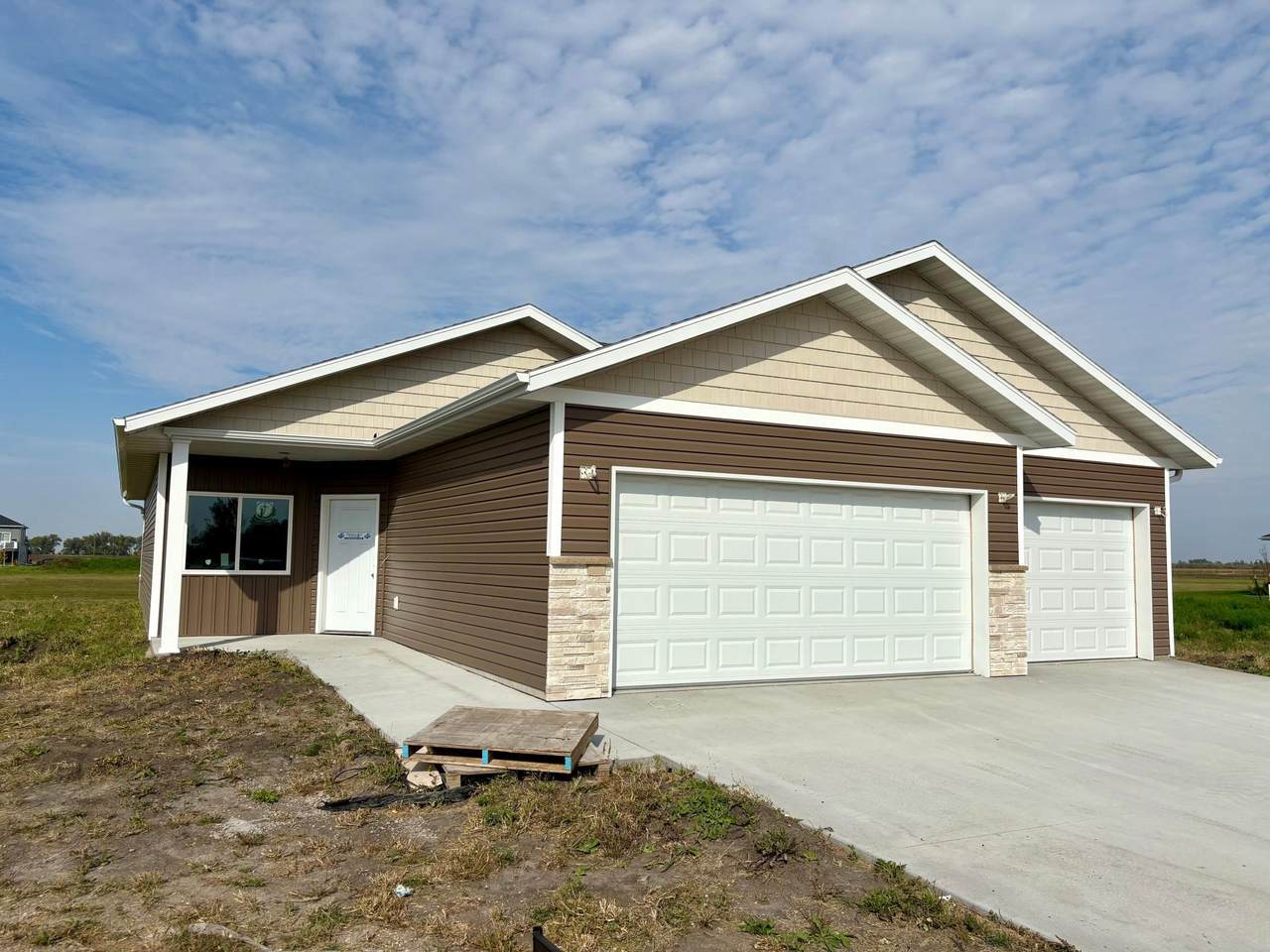 1600 5th Avenue - Photo 1