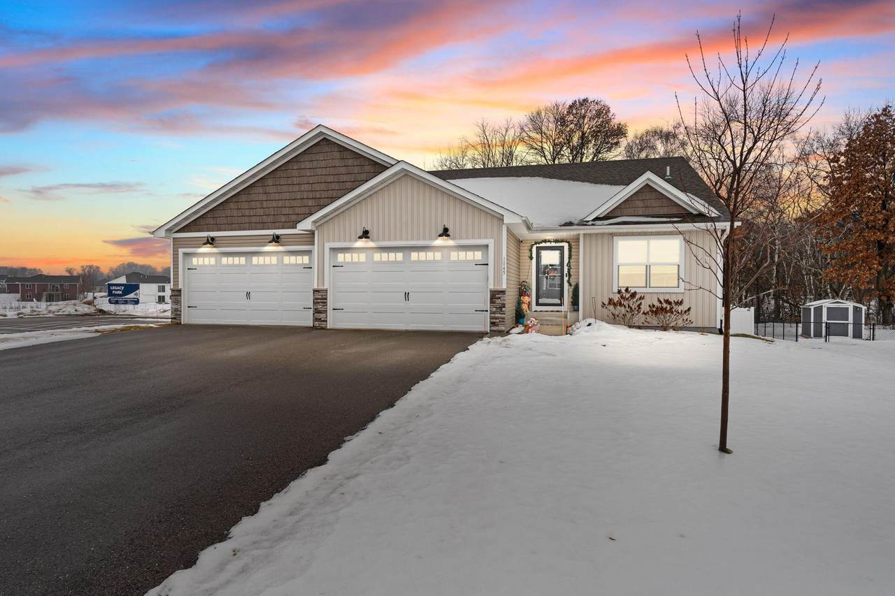 1045 Bellaire Boulevard - Photo 1