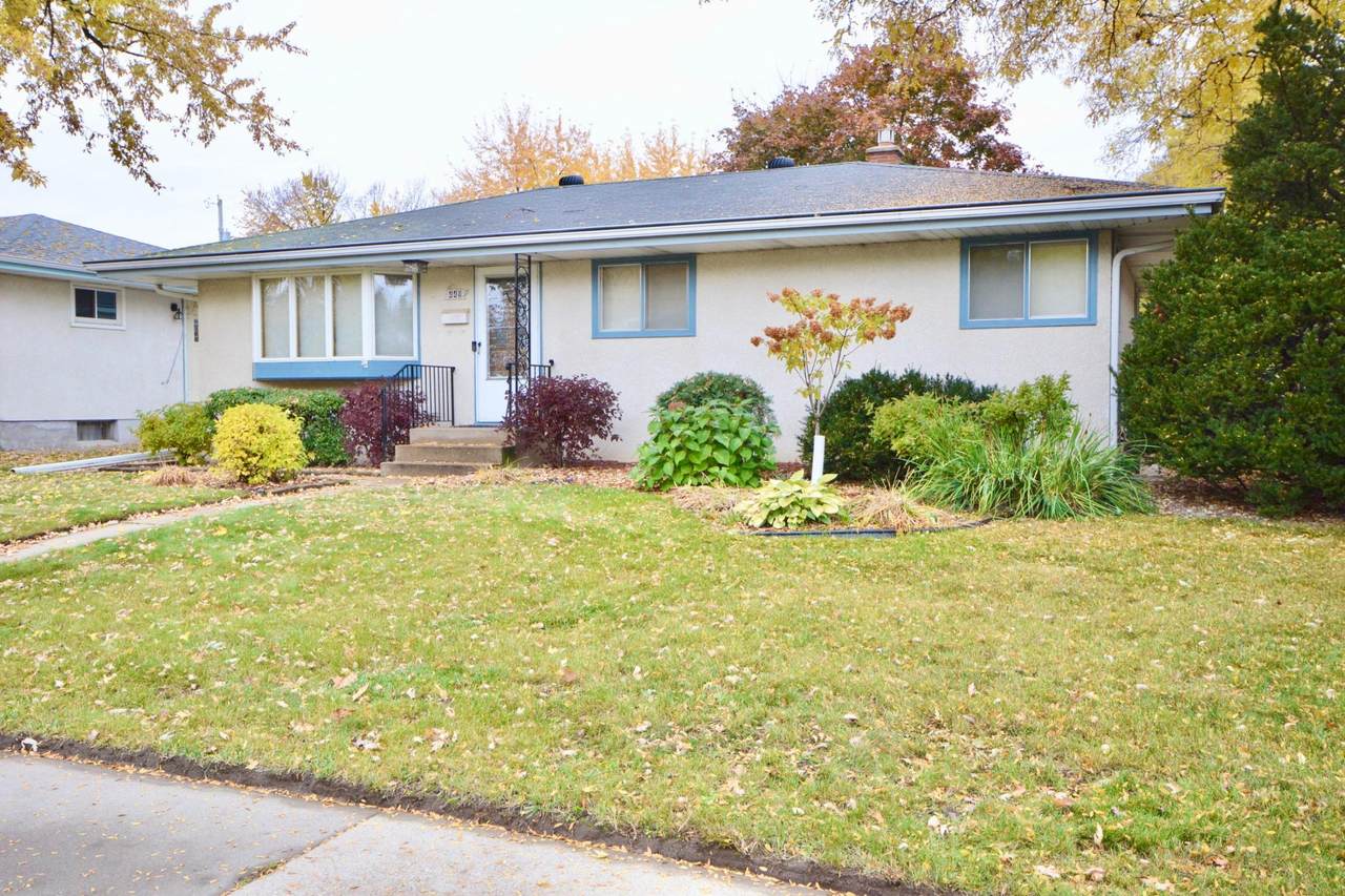 449 Birmingham Street - Photo 1