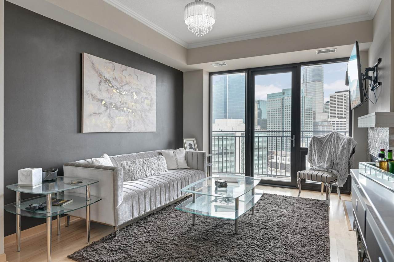 500 Grant Street - Photo 1