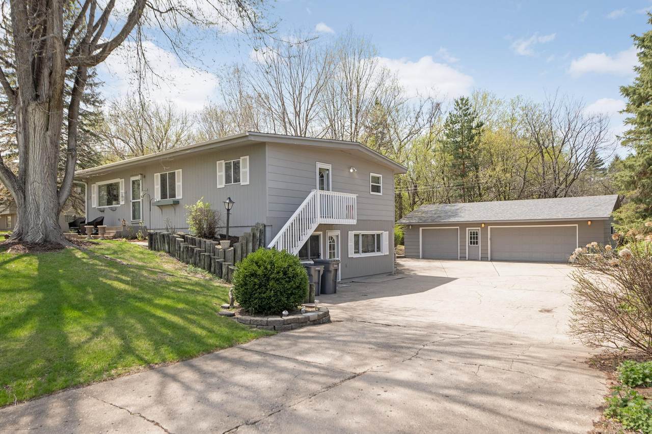 7286 Prairie View Drive - Photo 1