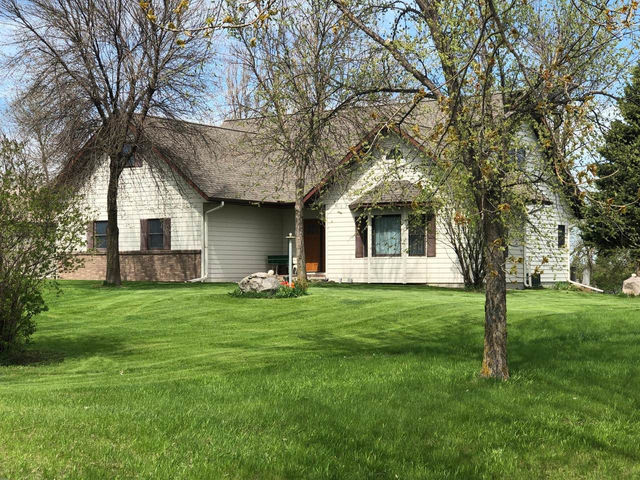10998 Morningside Drive - Photo 1