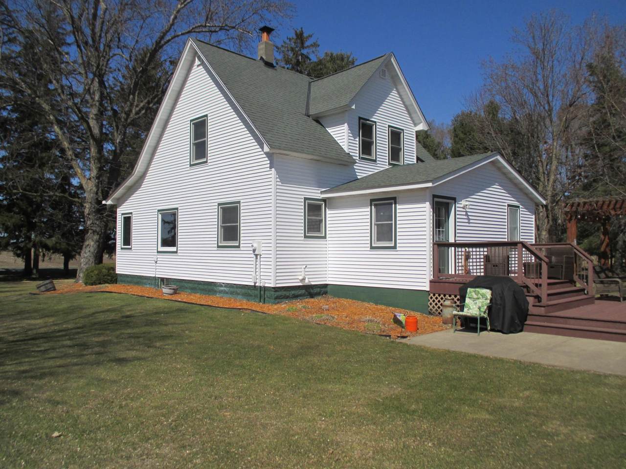 845 190th Street - Photo 1