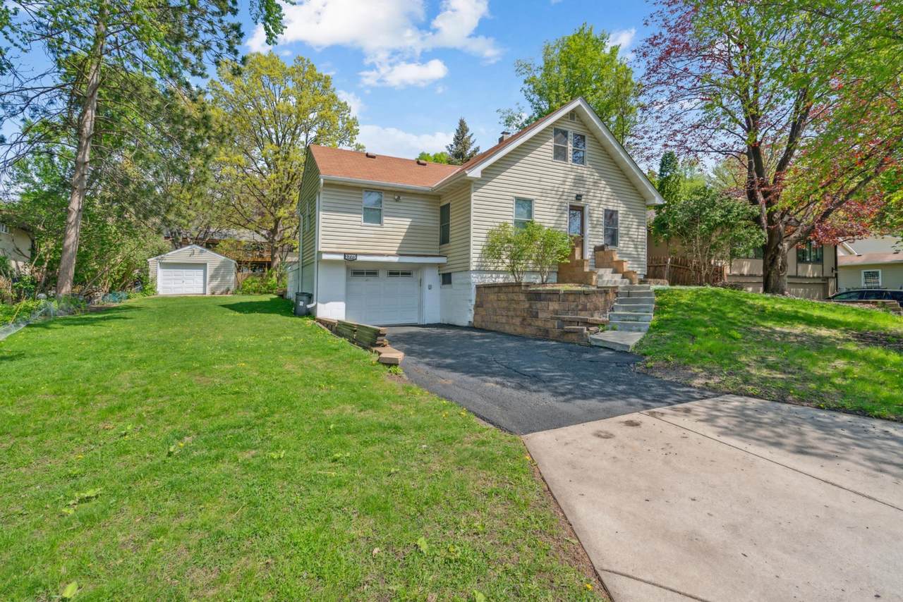 1775 Morgan Avenue - Photo 1