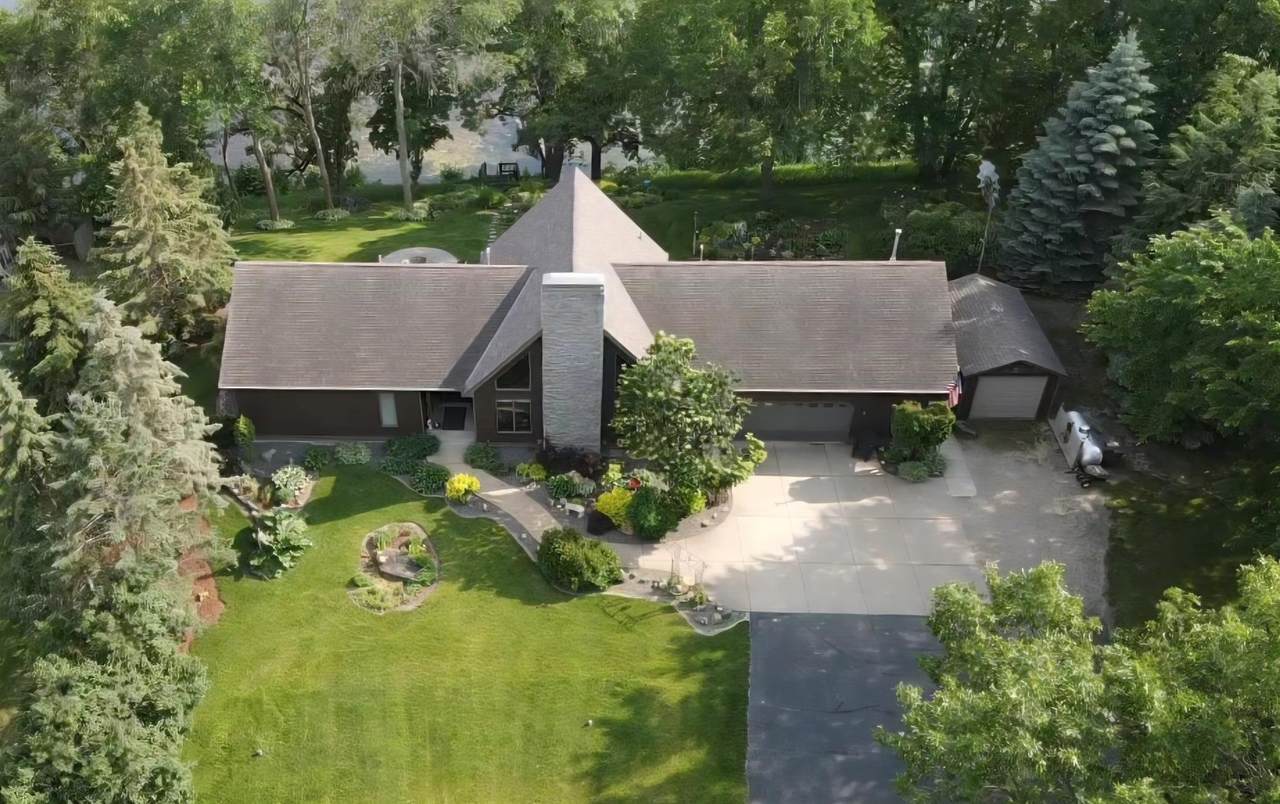 72959 235th Street - Photo 1