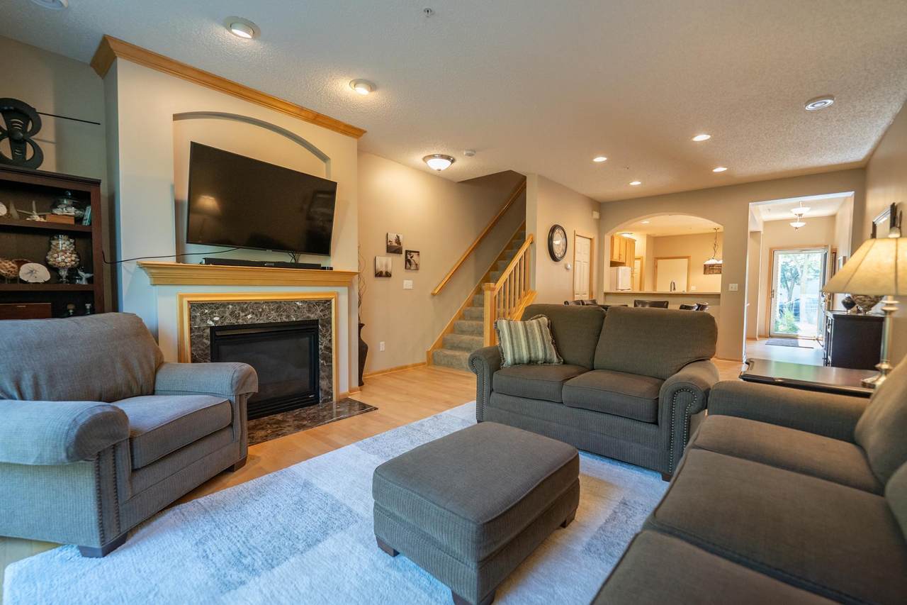 14465 Quebec Avenue - Photo 1