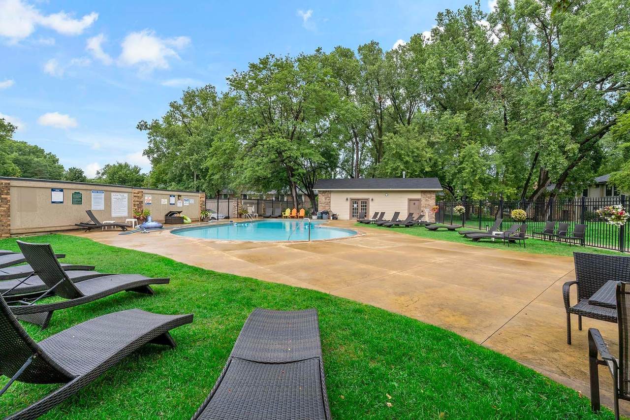 4524 Cedar Lake Road - Photo 1