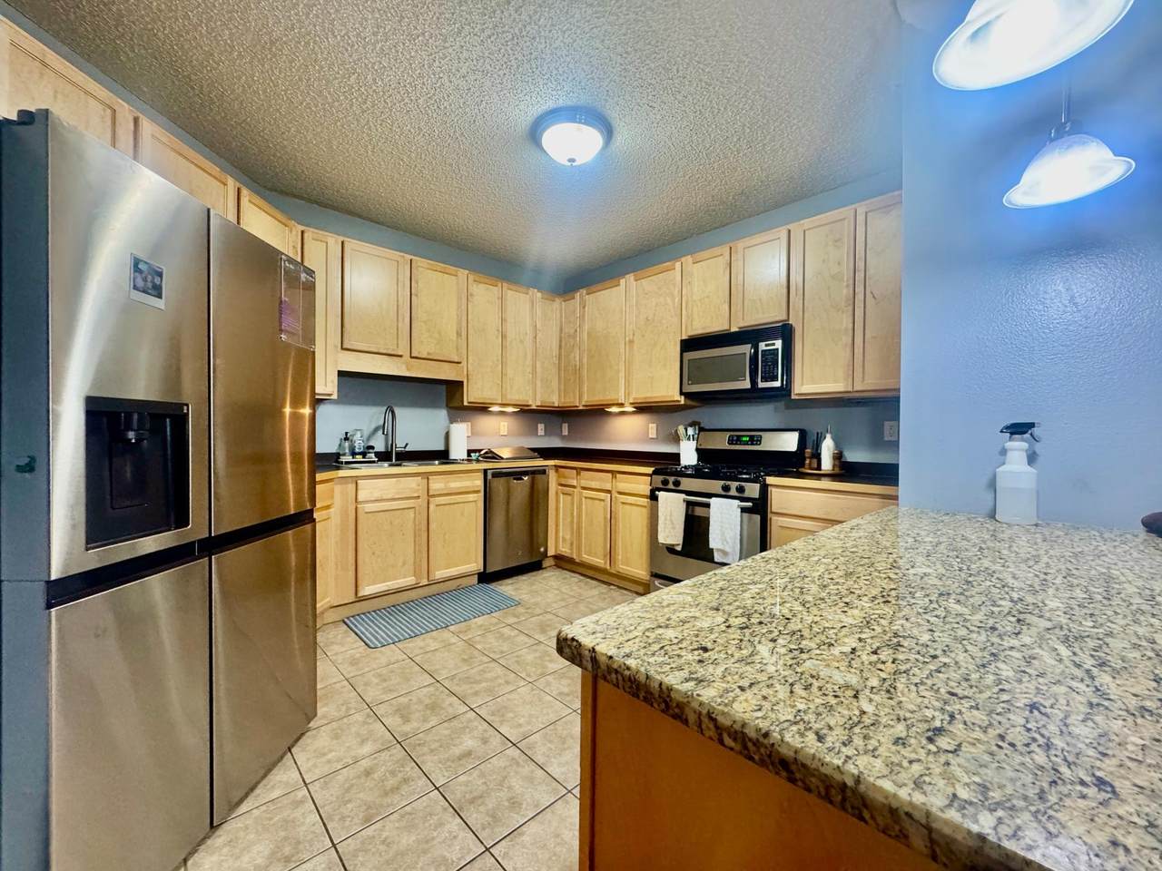 619 8th Street - Photo 1