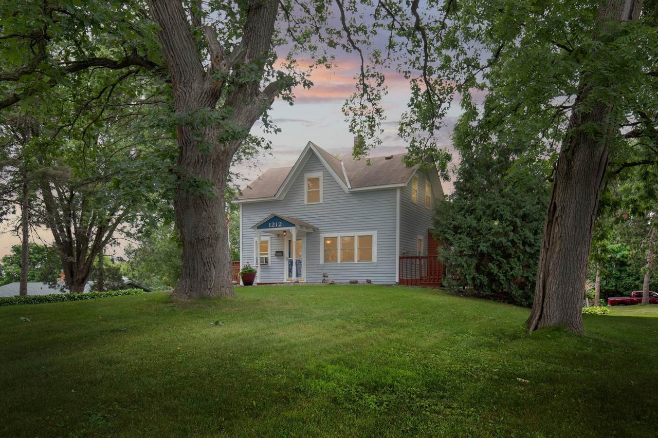 1212 Olive Street - Photo 1