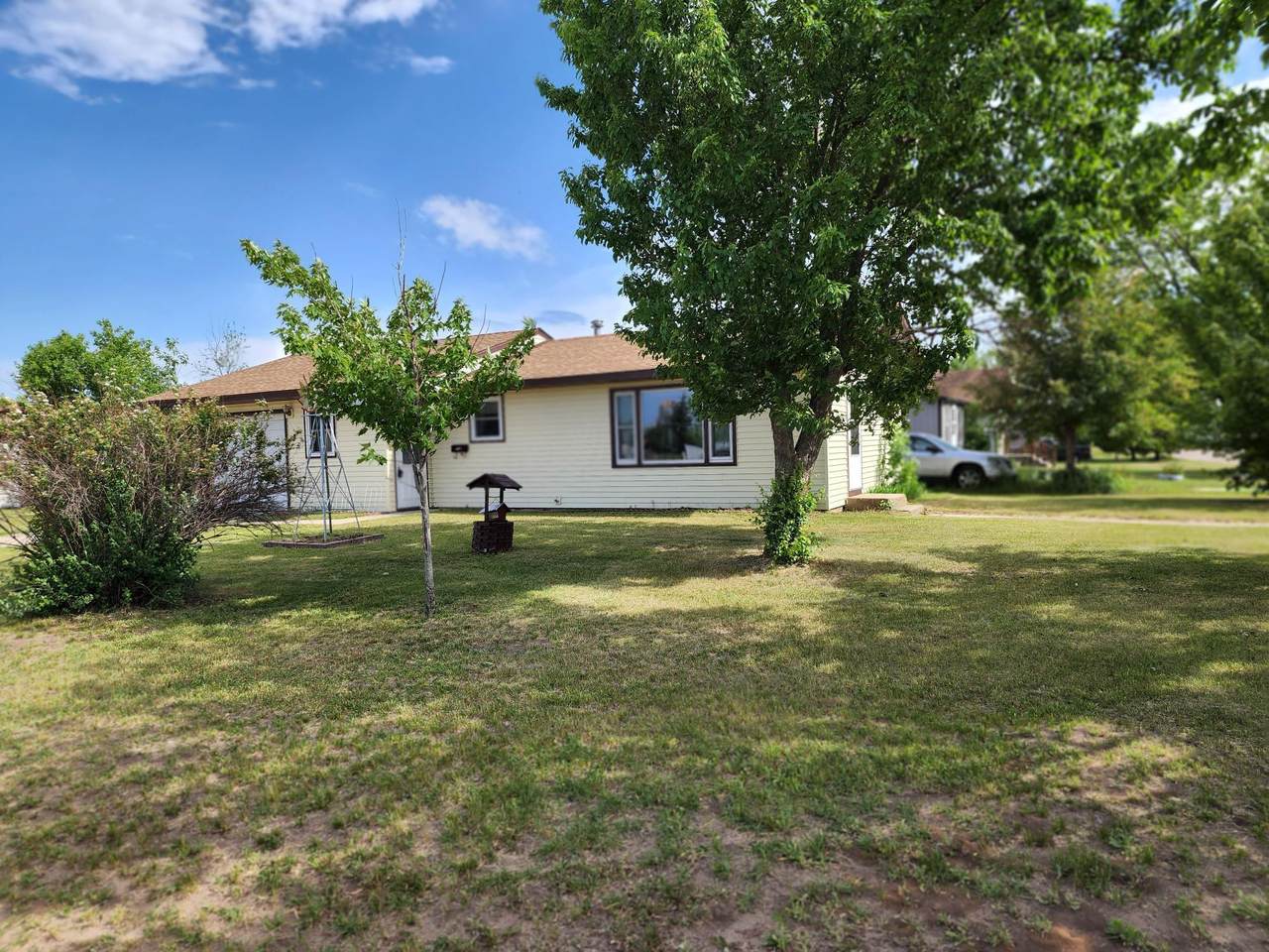 503 4th Street - Photo 1