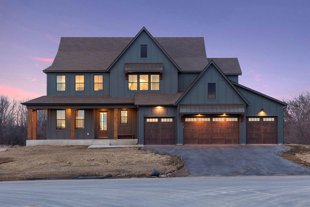 5814 Kochs Crossing - Photo 1
