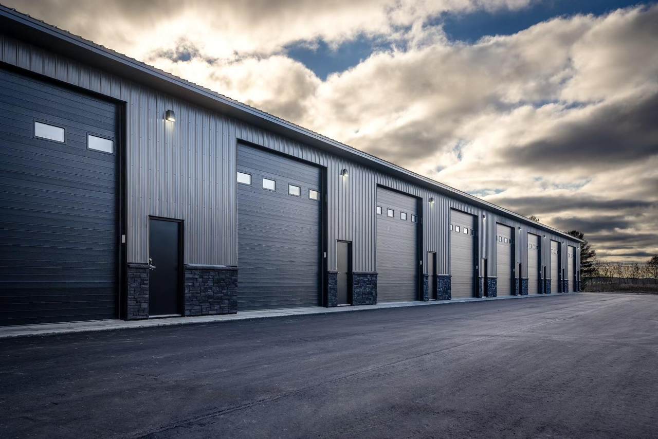 1960 140th Street - Photo 1