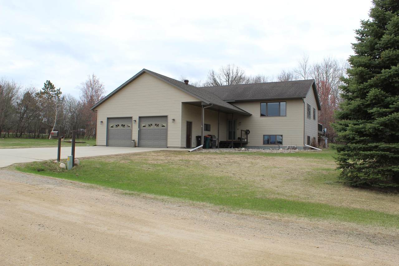 602 Nelson Street - Photo 1