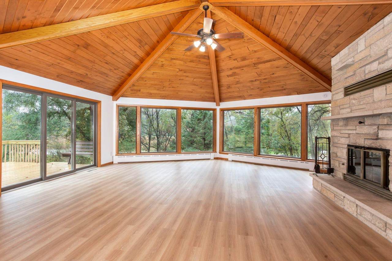 27096 Sevastopol Road - Photo 1