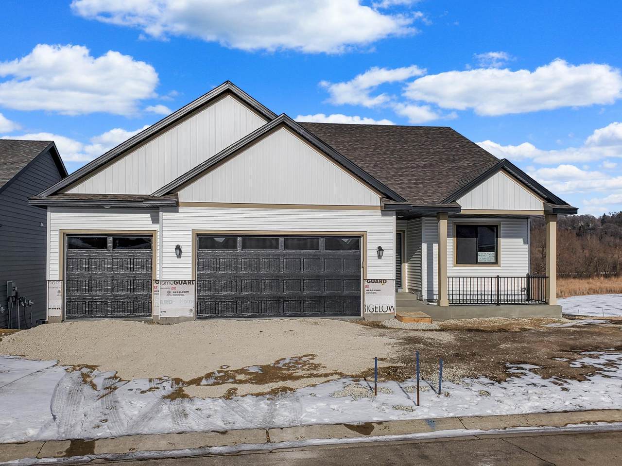1639 Hadley Creek Drive - Photo 1
