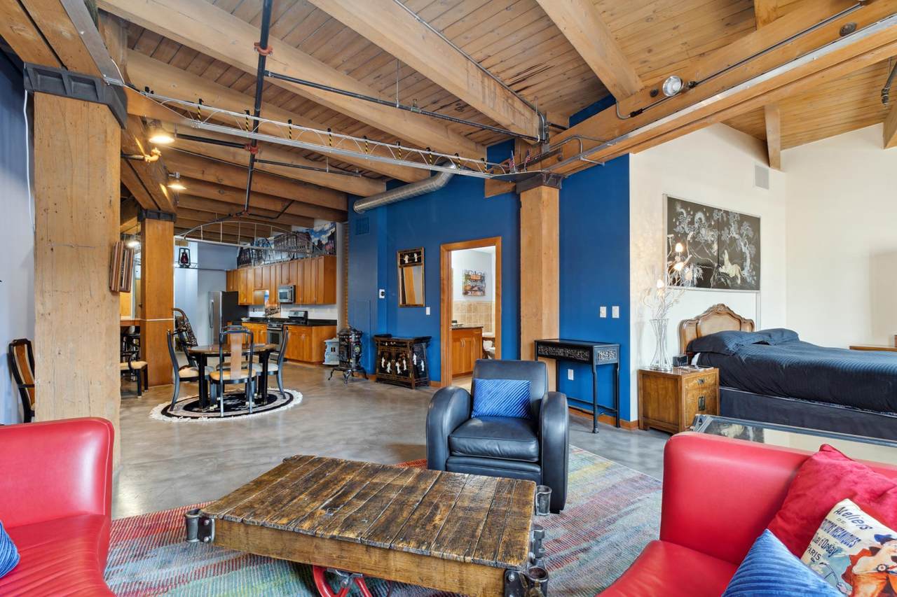 404 Washington Avenue - Photo 1