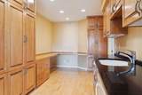 1201 Yale Place - Photo 17