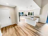 327 Oakwood Drive - Photo 10
