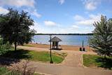 1211 Lagoon Avenue - Photo 31