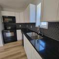 400 State Street - Photo 3