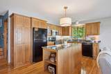 10547 Hollister Avenue - Photo 16