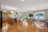 10547 Hollister Avenue - Photo 7