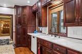 8 Bates Avenue - Photo 26