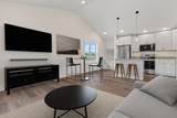 407 Finvold Street - Photo 7