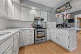 809 10th Street - Photo 18