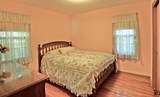 2358 Benjamin Street - Photo 11