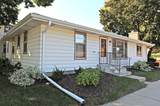 2358 Benjamin Street - Photo 21