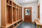 3 Circle - Photo 20