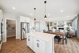 811 Foxglove Terrace - Photo 12