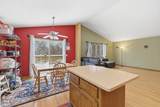 9070 Viking Boulevard - Photo 10