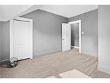 324 Van Buren Avenue - Photo 19