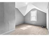 324 Van Buren Avenue - Photo 20