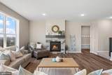 6102 Radford Avenue - Photo 12